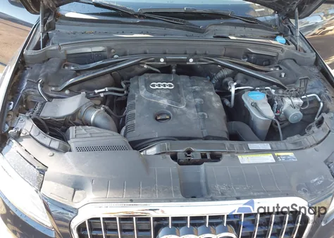 2013 Audi Q5 2.0T Premium z USA, uszkodzony, nr VIN WA1LFBFP4DA090940